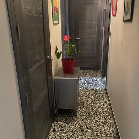 Le Chouki شقة